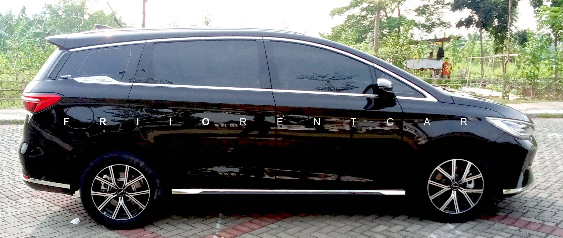 Harga Sewa Electric Vehicle BYD M6 - Image 2